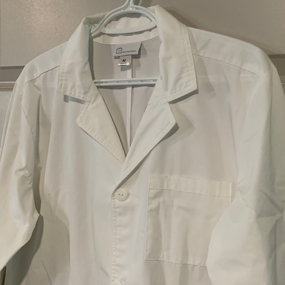 WonderWink Lab Coat size medium - Picture 2 of 15